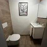 Luxury Guest House, Living Room, Kitchen And Games 3*