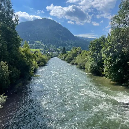 Luxury Suitable For 4 Guests, Living Room, Kitchen And Games Gæstehus