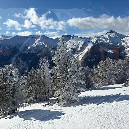 Pensionat Luxury Guest House, Living Room, Kitchen And Games