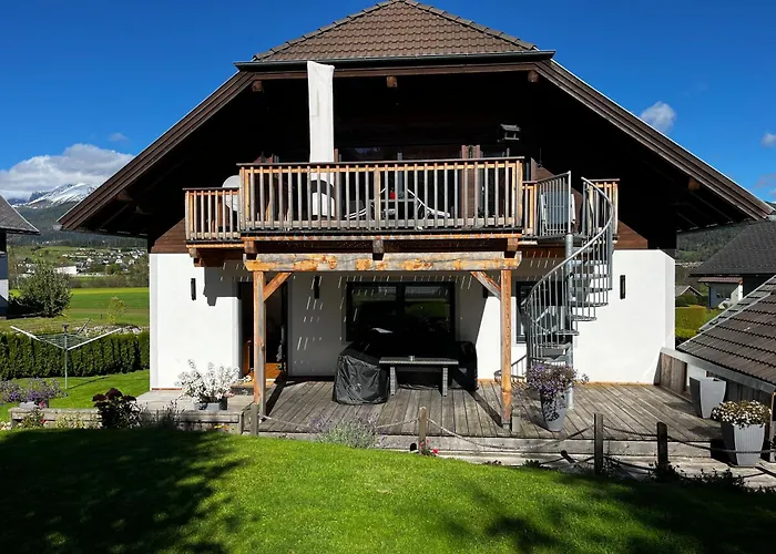 Luxury Guest House, Living Room, Kitchen And Games Pensionat 3*