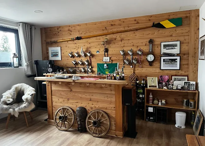 Luxury Guest House, Living Room, Kitchen And Games Pensionat Tamsweg