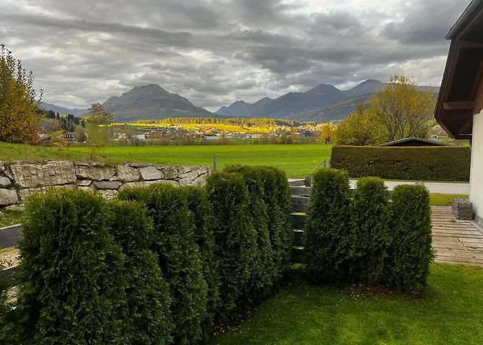 Pensionat Luxury Guest House, Living Room, Kitchen And Games Tamsweg