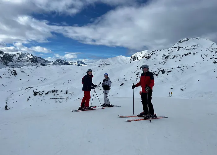 Luxury Guest House, Living Room, Kitchen And Games Pensionat