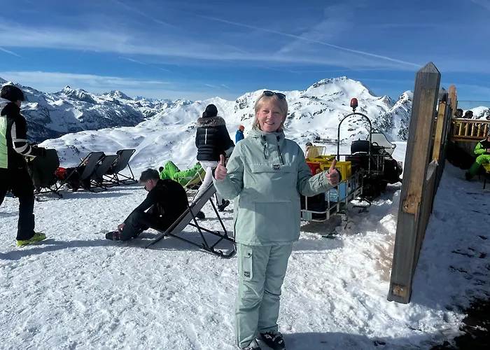 Pensionat Luxury Guest House, Living Room, Kitchen And Games 3*